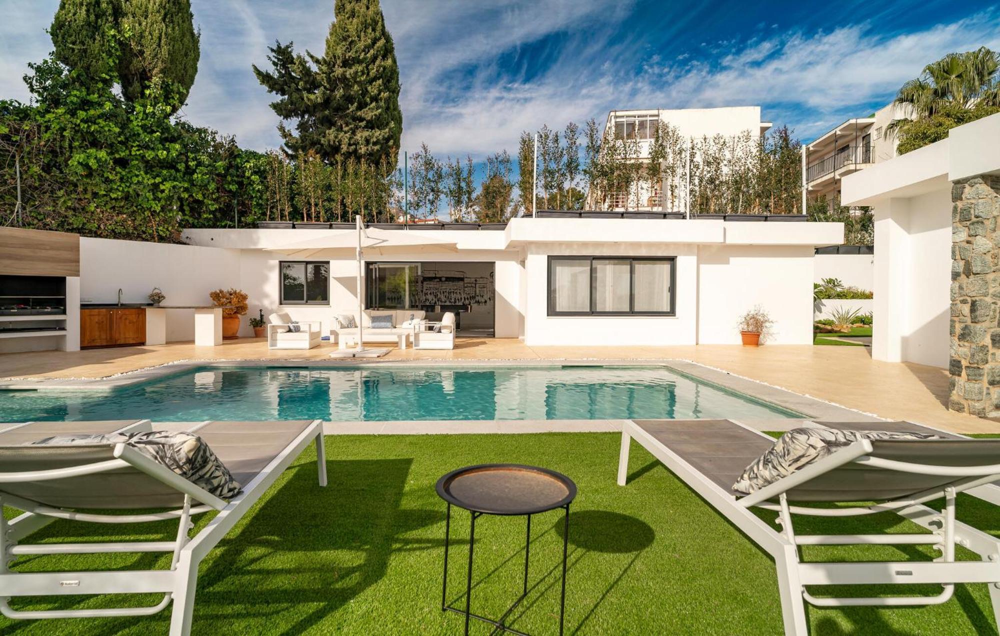 Holiday home Awesome In With Heated Swimming Pool Benalmadena